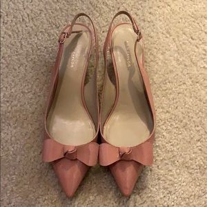 Ann Taylor blush pink bow pumps